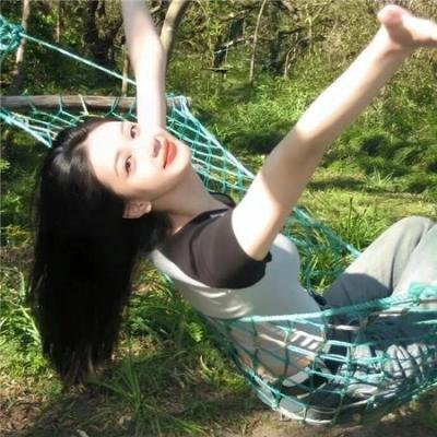 宿主海报